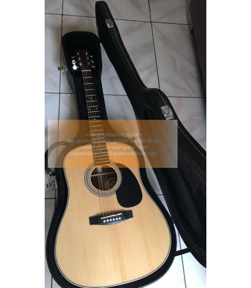 MARTIN D-28 Acoustic Guitar Dreadnought 6-strings w/Hardshell case